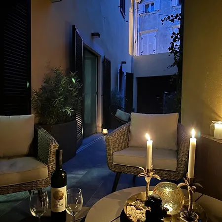 Apartment Old Town Parenso *