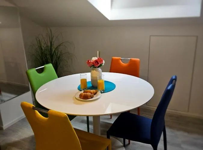 Old Town Parenso Апартаменти